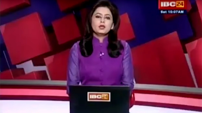 Conductora de noticiario se entera al aire de la muerte de su esposo durante cobertura de accidente