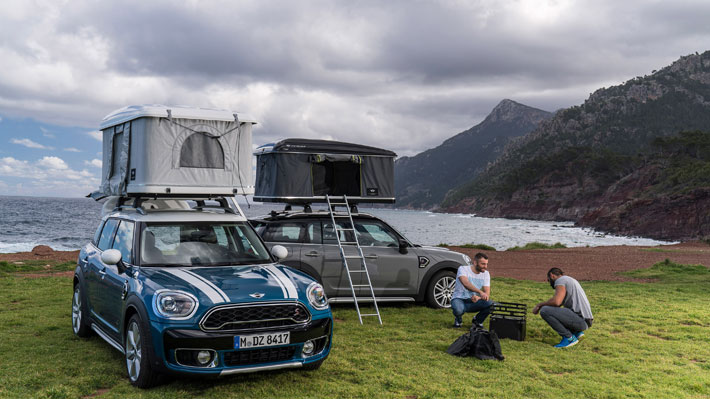 Mini te permite acampar sobre el Countryman