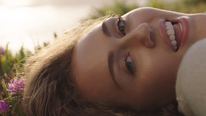 Miley Cyrus en nueva etapa: lanza &iacute;ntima canci&oacute;n dedicada al actor Liam Hemsworth