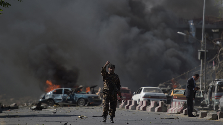 Aumentan a 80 muertos y 350 los heridos por un atentado suicida en distrito diplom&aacute;tico en Kabul