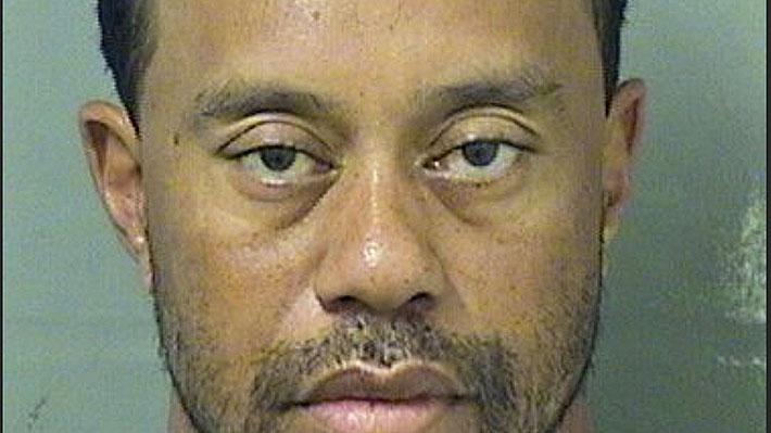 Impactante: Filtran nuevo video donde se ve lo deteriorado que estaba Tiger Woods al ser detenido