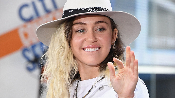 Miley Cyrus cuenta que sol&iacute;a otorgar entrevistas drogada y revela por qu&eacute; dej&oacute; la marihuana
