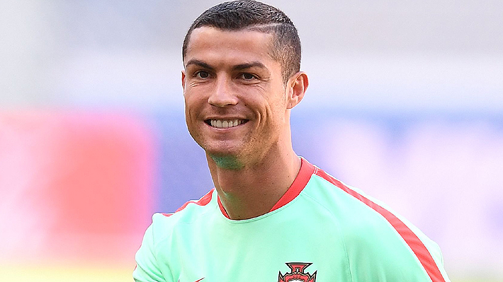 Cristiano Ronaldo muestra a sus mellizos: 