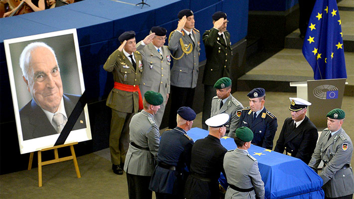 L&iacute;deres mundiales presentan sus respetos en ceremonia f&uacute;nebre del ex canciller alem&aacute;n Helmut Kohl