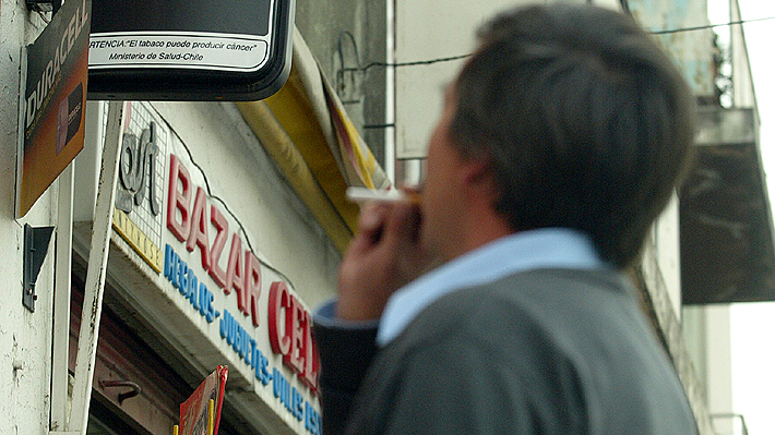 ¿M&aacute;s vacaciones por no fumar? Pol&iacute;tico uruguayo plantea que los empleados fumadores trabajan menos