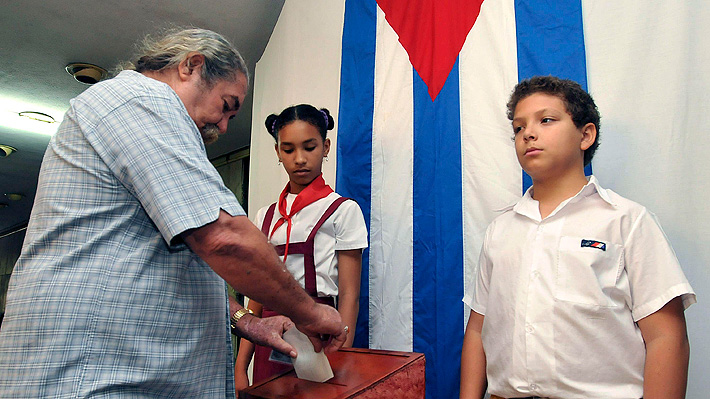 Cuba defiende su sistema electoral ante comicios que concluirán con el reemplazante de Raúl Castro