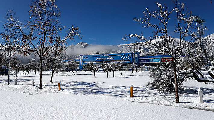 Duelos de Colo Colo y la UC por la Copa Chile ya tienen d&iacute;a y horario reprogramado