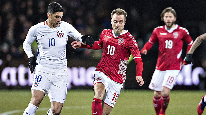 Con Johnny Herrera como figura, Chile rescató un tibio empate sin goles ante Dinamarca