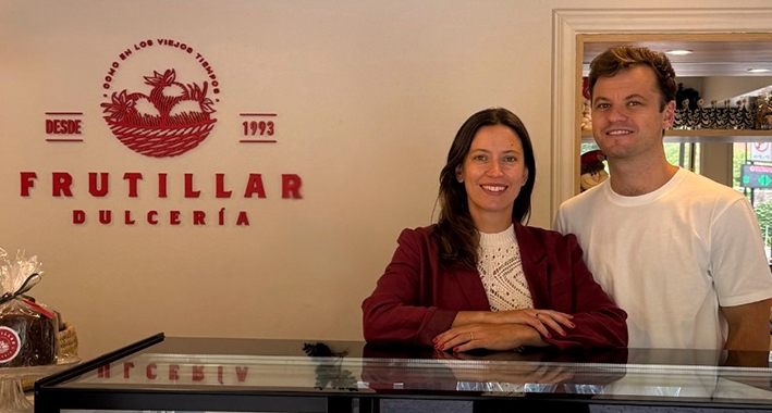 Uno de los mejores Pan de Pascua 2025 y más de 30 años: La historia detrás de Dulcería Frutillar