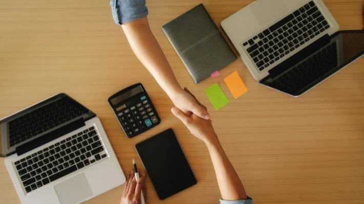 Morosidad como problema para las pymes: Experto entrega recomendaciones para evitar el retraso de pagos