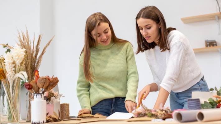Microempresas lideradas por mujeres concentran la mayor parte del financiamiento alternativo