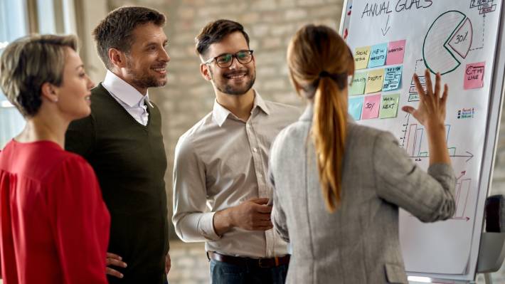 Experto destaca la importancia de acreditar las habilidades laborales ante el desempleo juvenil