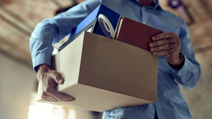 ¿Te despidieron por necesidades de la empresa? Qué documentos revisar antes de firmar el finiquito