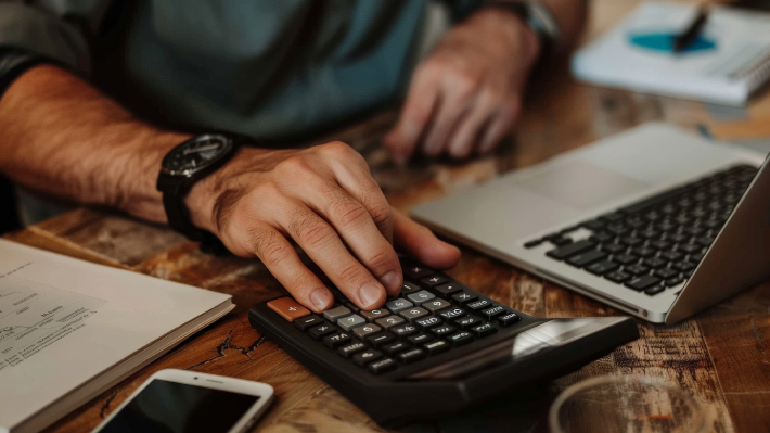 Atraso en pago de facturas aumenta 15%: Cinco consejos para anticipar incumplimientos y recuperar deudas
