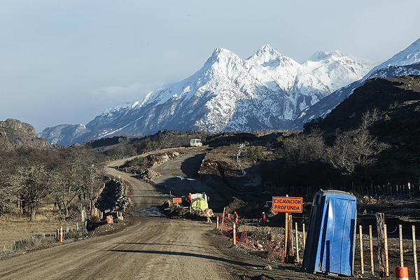 Carretera Austral suma 24 km de pavimento, pero más del 60% sigue ...