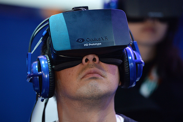 Facebook estaría trabajando en aplicaciones de realidad virtual