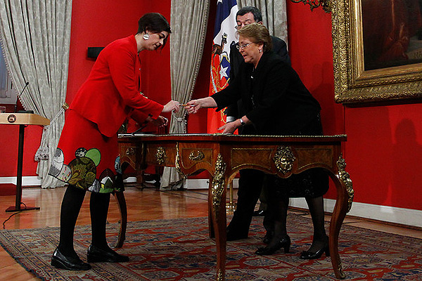 Claudia Pascual asume el nuevo Ministerio de la Mujer y la Equidad de Género | Emol.com