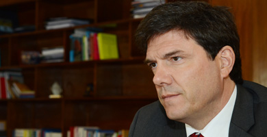 GómezLobo por Transantiago La gente en México se demora dos horas por