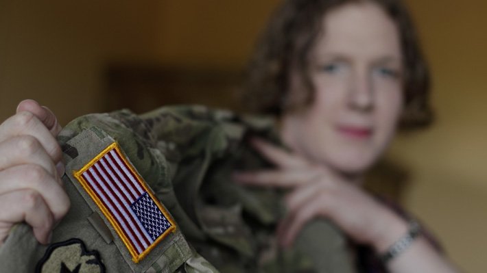 Tras el veto de Trump en las Fuerzas Armadas: Habla una soldado transgénero del Ejército de EE.UU.