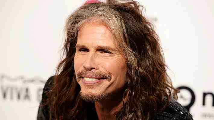 Vocalista de Aerosmith llama a la calma sobre su salud: "No tuve un ataque cardíaco ni convulsiones"