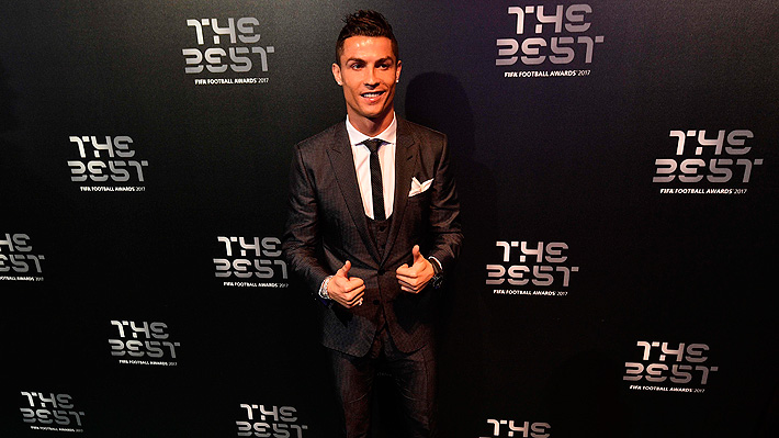 Por segundo año consecutivo: Cristiano Ronaldo se llevó el premio "The Best" que otorga la FIFA