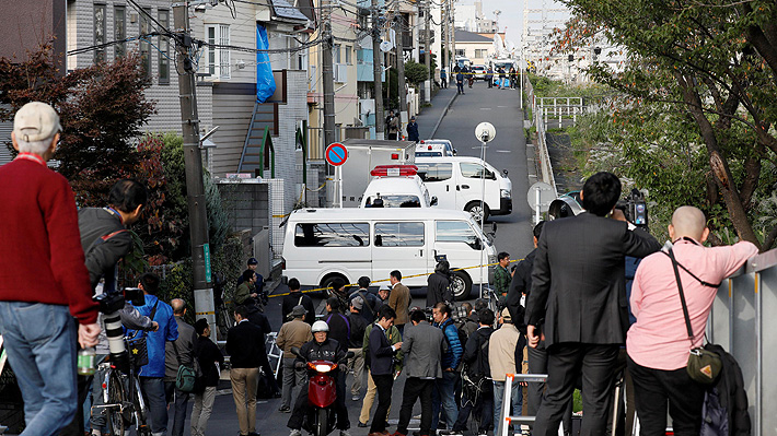 Detienen a hombre en Japón tras encontrar varios cuerpos en su departamento