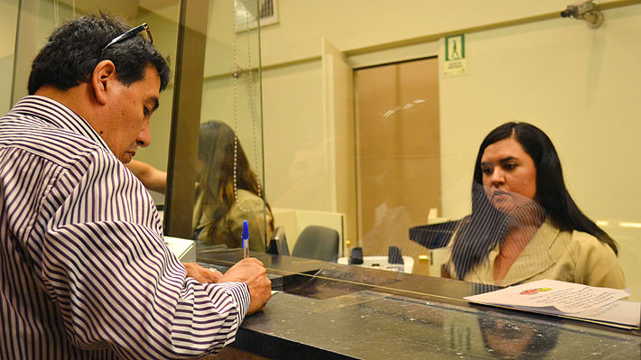 Scotiabank compra BBVA en Chile: ¿Afecta a los clientes de los bancos?