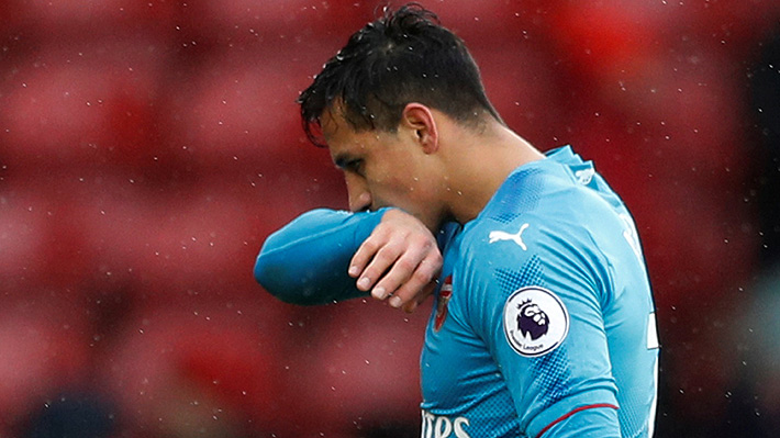 Leyenda del Arsenal se suma a críticas contra Alexis: "Ya marcó su salida... su actitud dice mucho de él"