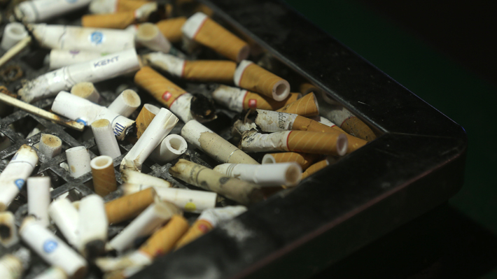 Comisión de Salud aprueba la prohibición de venta de cajetillas de 10 cigarros