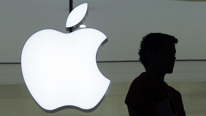 No valen las disculpas: Estados Unidos y Francia cuestionan a Apple por la ralentización de sus baterías