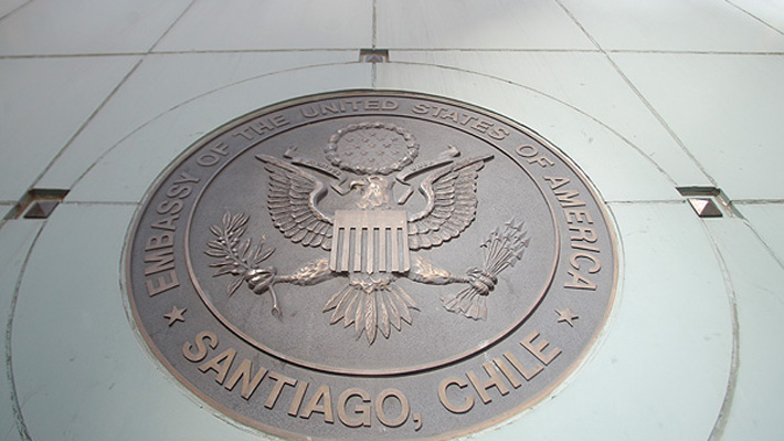 Los vínculos del nuevo embajador de EE.UU. con Chile: Aseguran que su familia tiene negocios en el país