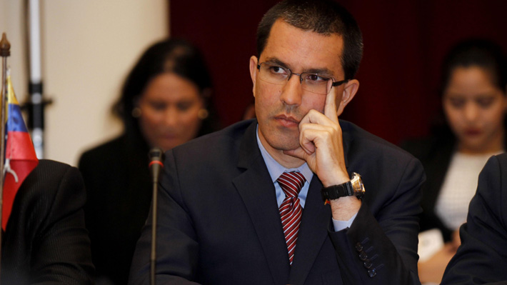 Canciller venezolano a Muñoz: "Se dedicó a torpedear y a burlarse del proceso desde el primer día"
