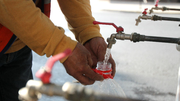 Experto critica la situación actual del agua en Chile:  “Está distribuida de manera muy dispar”
