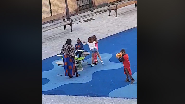 Triste video evidencia la discriminación de un grupo de menores a un niño de raza negra en España