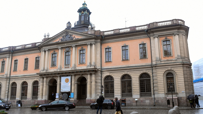 Tras escándalo de abuso sexual, la Academia Sueca no entregará el Nobel de Literatura este año
