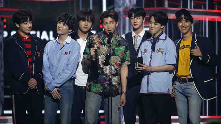BTS se convierte en la primera banda K-Pop en encabezar el ranking de álbumes más vendidos en Estados Unidos