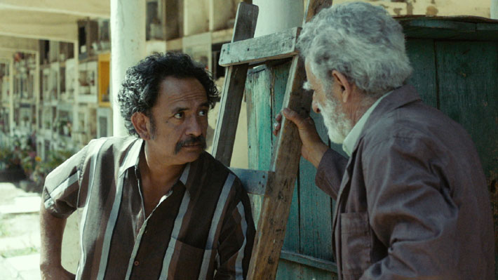 Director iraní tras la película "Los versos del olvido": "Encontrar a Chile fue un milagro"