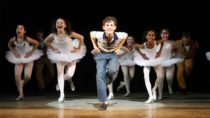 Musical de "Billy Elliot" es suspendido en Hungría por críticas homofóbicas