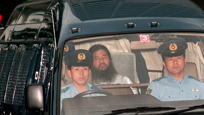 Japón ejecuta a fundador de secta Aum y cerebro de ataque con gas sarín a metro en 1995