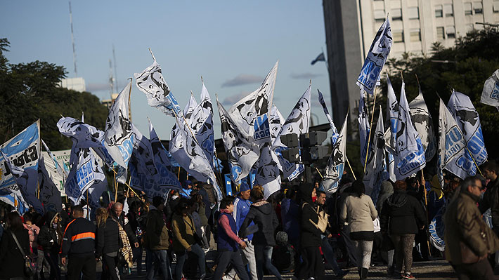 "La patria no se rinde": Convocan a nueva protesta en Argentina contra Macri y el FMI