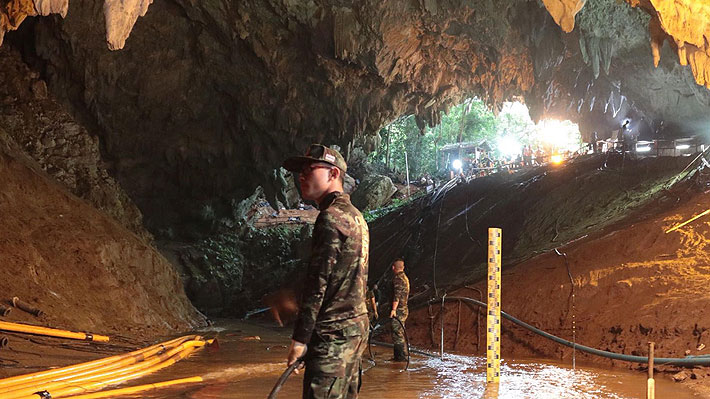 Los grandes peligros que conlleva el rescate subterráneo de las 13 personas en Tailandia