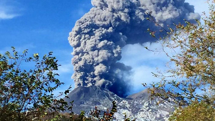 Volcán Chillán registró su explosión "de mayor energía" desde que comenzara su erupción en 2015