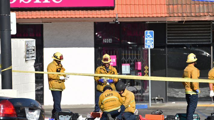 Policía de Los Angeles confirma que un hombre se atrincheró dentro de un supermercado