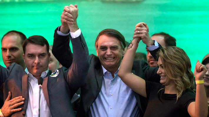 El ultraderechista Jair Bolsonaro es proclamado candidato para la incierta elección presidencial de Brasil