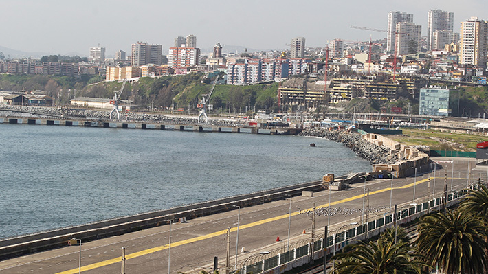 Alcalde Sharp y Gobierno llegan a acuerdo y anuncian plan para sector Barón en Valparaíso