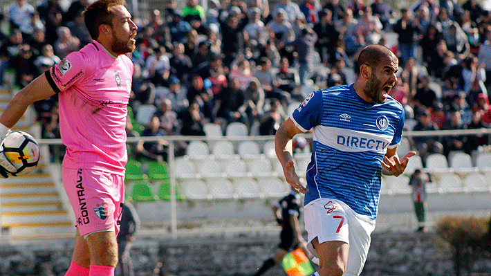 La UC salva un empate ante Palestino y recupera la punta de forma provisoria, pero acumula 5 fechas sin ganar en el Torneo