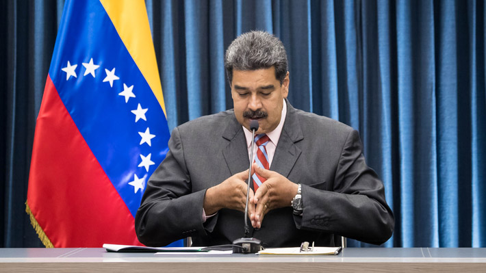 Maduro reconoce su "responsabilidad" en la crisis económica de Venezuela