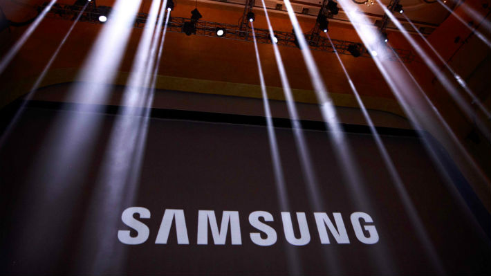 Samsung estaría más cerca de concretar su proyecto de un teléfono "doblable" para el próximo año