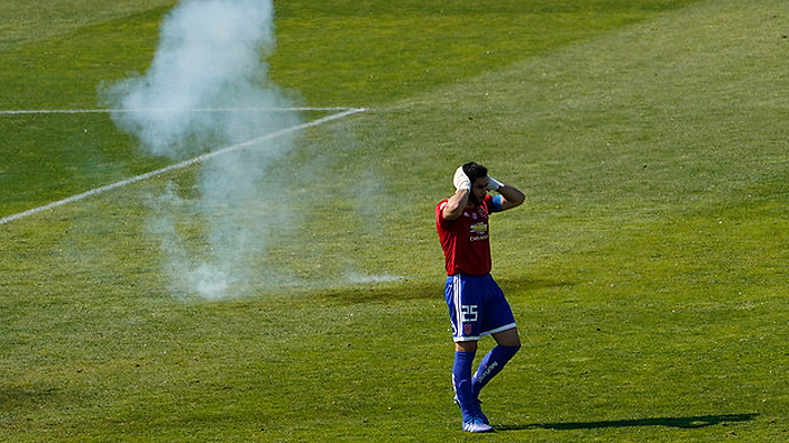 Herrera calificó como "una selva" al estadio Monumental: "No sabía si estaba jugando en Colina 1 o en una cancha"