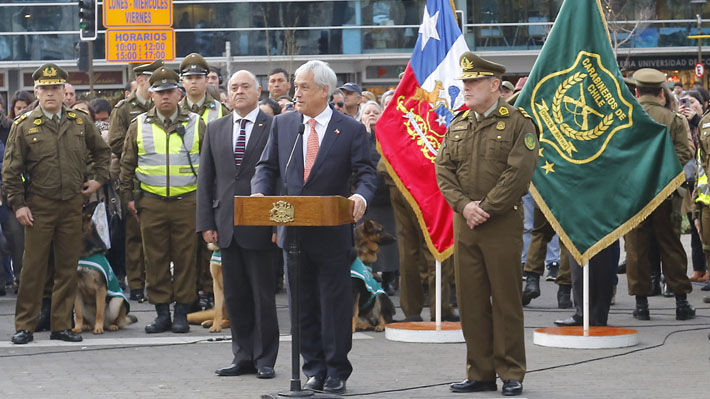 Presidente Piñera cumplió con su compromiso y tomó el té con familia penquista: "Me voy con un kilo más"